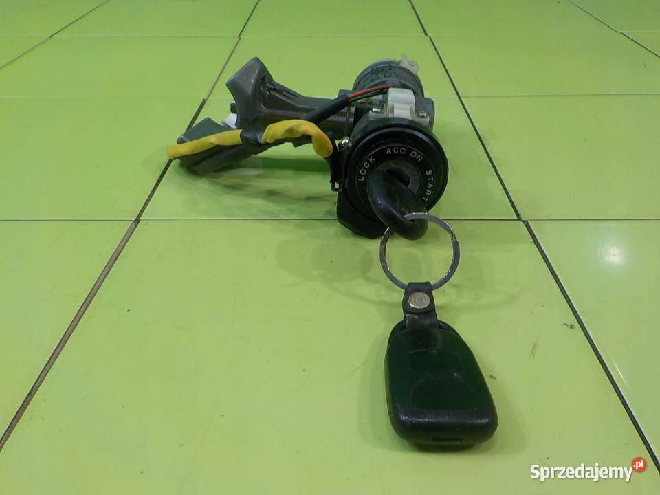 HYUNDAI TUCSON I LIFT 20 CRDI 10r 5D stacyjka z Suków