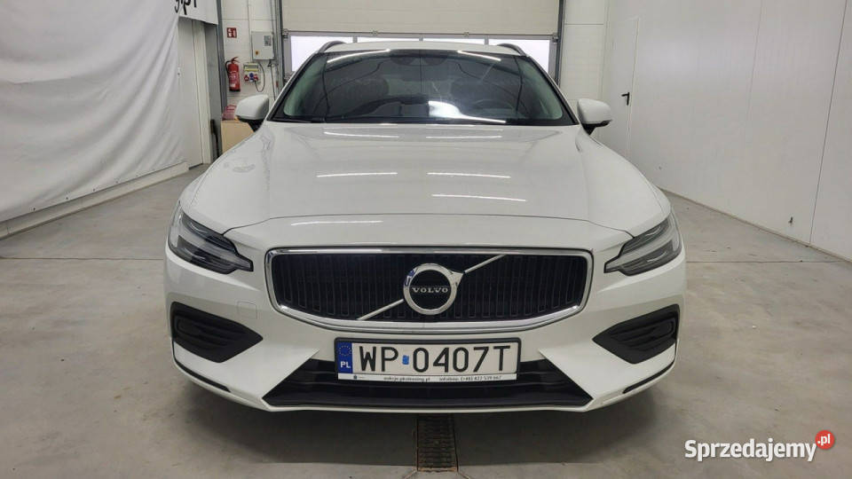 Volvo V60 B3 B Momentum Core aut II 2018 isofix Grójec