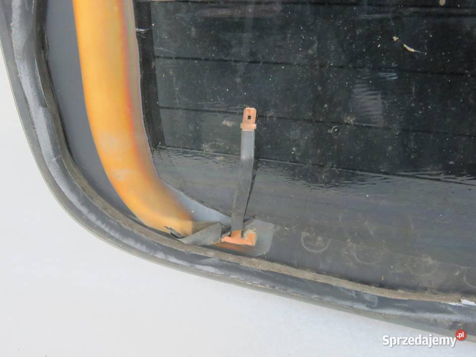 SZYBA TYLNA OPEL VIVARO A Skrzynia X83 FURGON