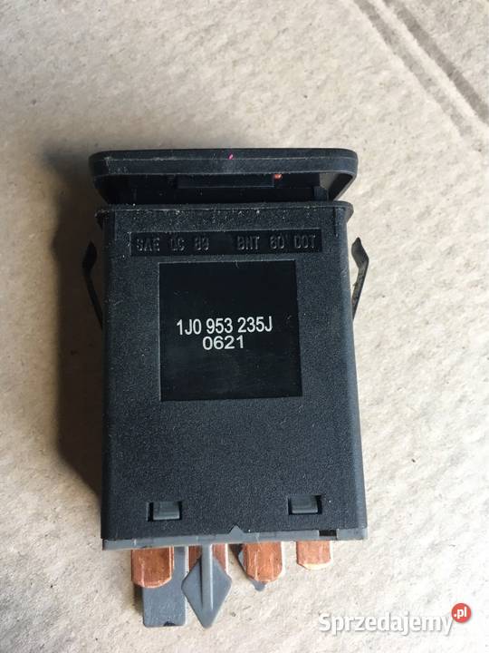 Włącznik awaryjnych golf 4 1J0953235J osobowe Chojnice