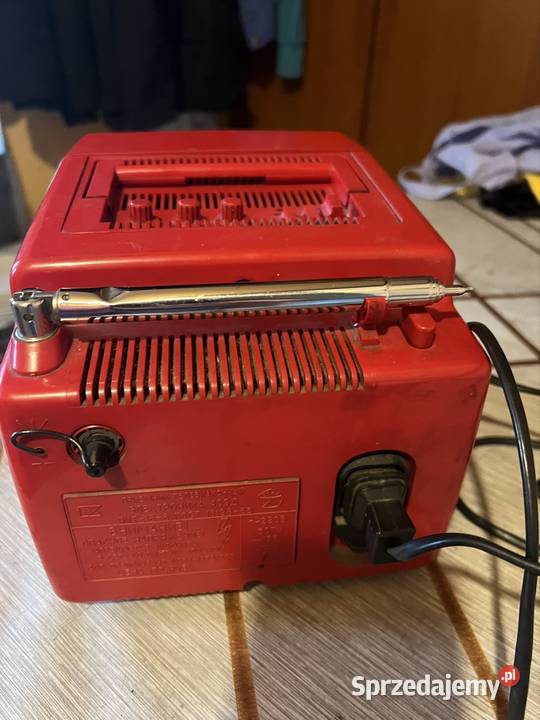 Telewizor samochodowy Niechobrz sprzedam