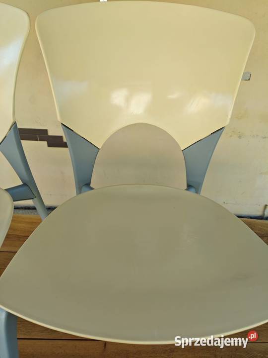 Krzesła Silla projJosep Llusc Driade 1995 Krzesła Dobroń