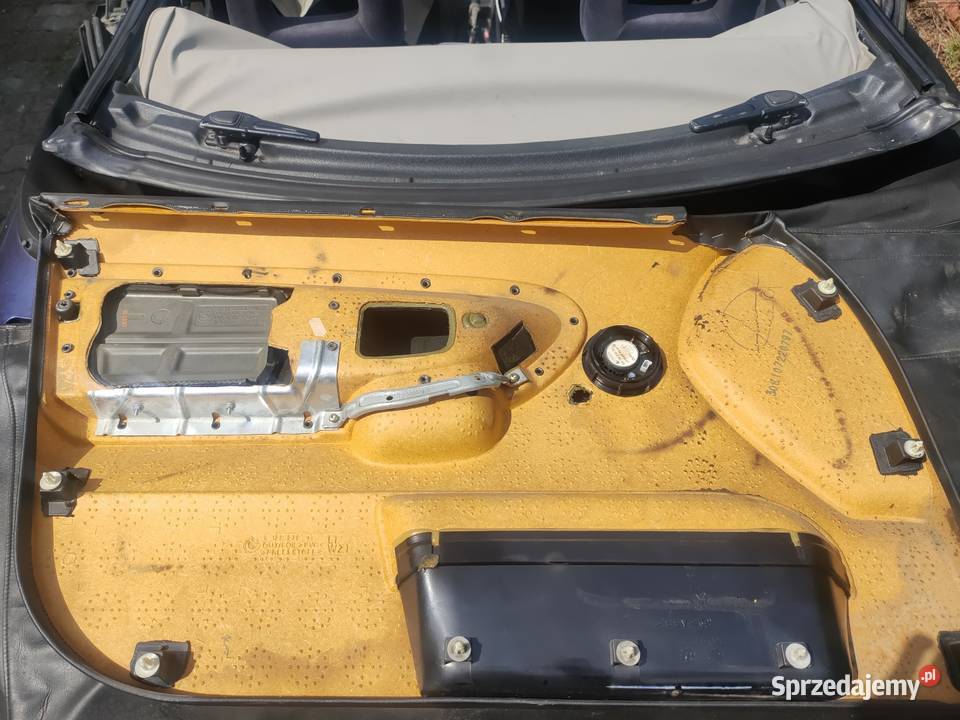 Boczki BMW E36 sedan sprzedam