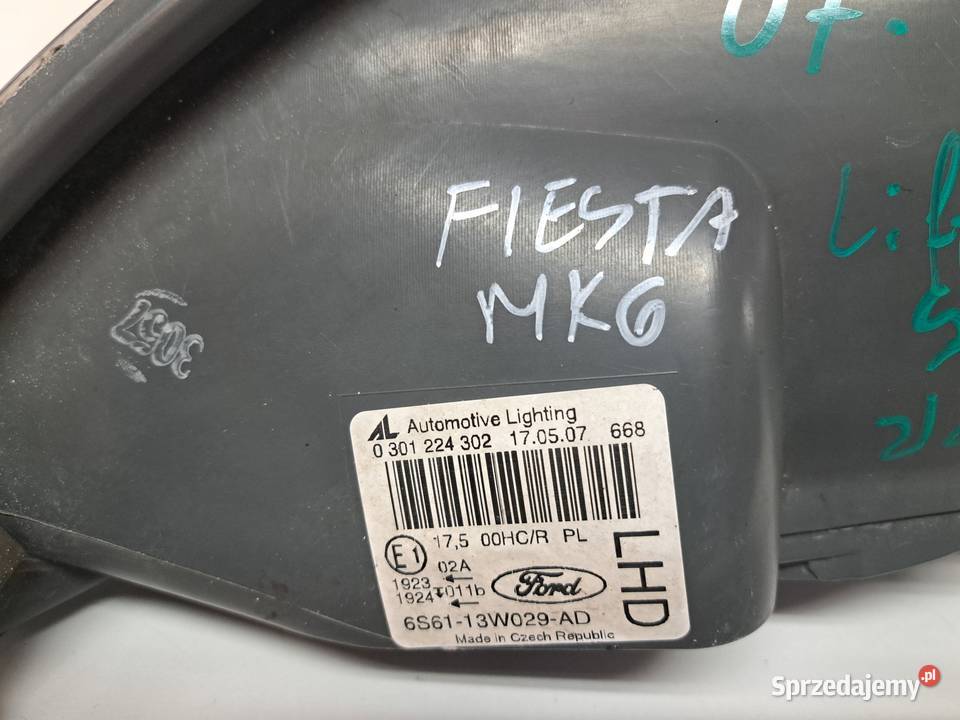 FORD FIESTA MK6 LIFT LAMPA PRZÓD PRZEDNIA PRAWA Słowikowo