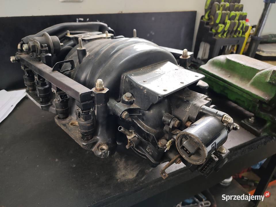 Kolektor ssący audi V8 d11 Części warmińsko-mazurskie Dobre Miasto