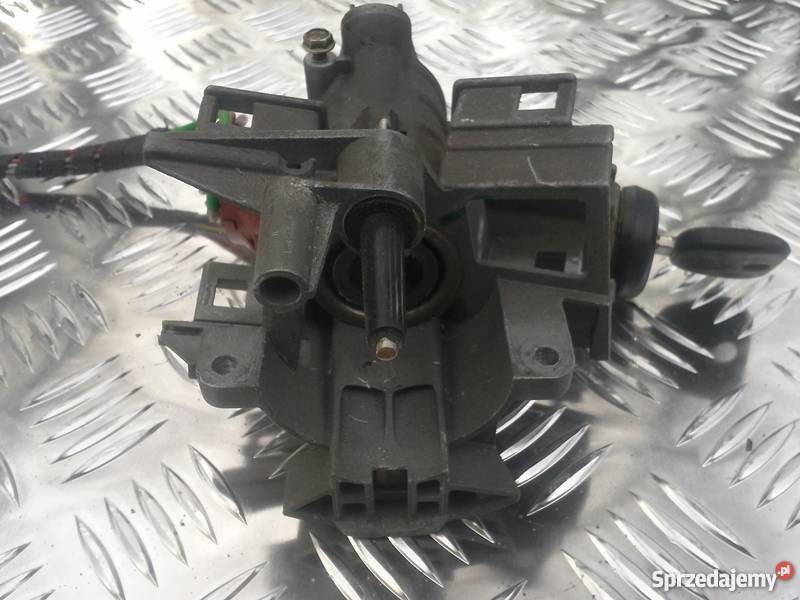 Stacyjka BMW 5 e34 kompletna Części samochodowe Poniatowa