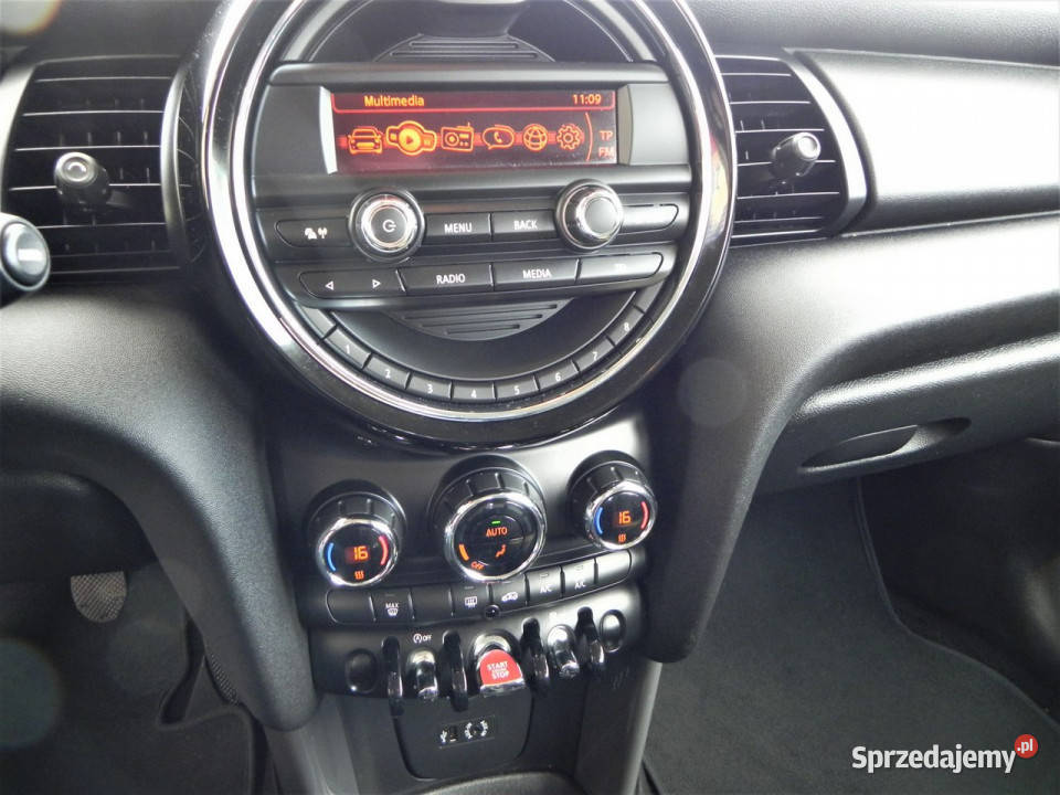 Mini ONE Diesel 5 drzwi niski przebieg opłacony Rok produkcji 2017