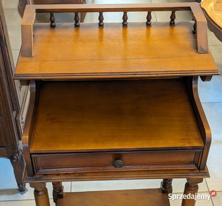 Konsolka orzechsklep Dąbrowa Górnicza Meble sprzedam