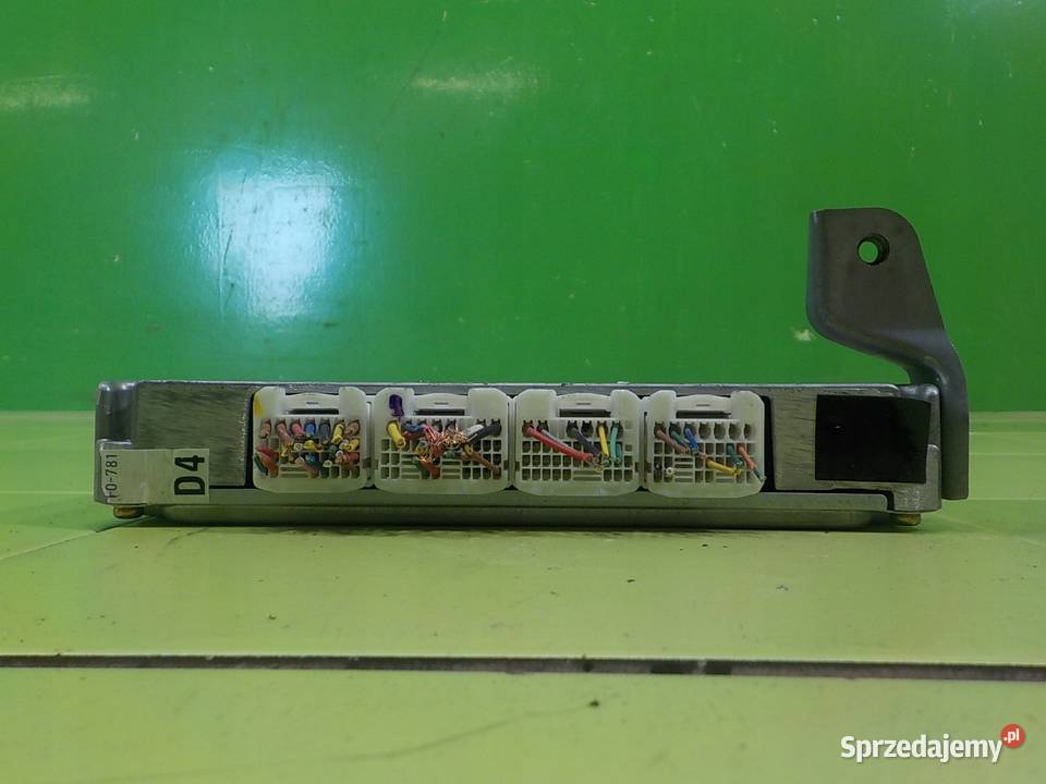 TOYOTA PRIUS II 15 VVTI 04r HB 5D sterownik mazowieckie Suków