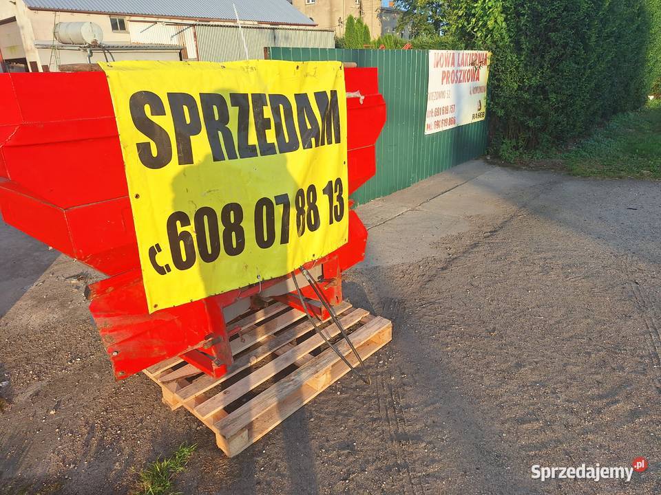 Rozsiewacz nawozów Unia Brzeg 1000l Łowin