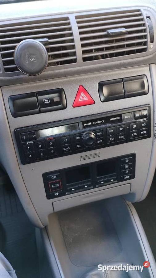 Audi A3 1997r 16 benzyna benzyna Nieświń