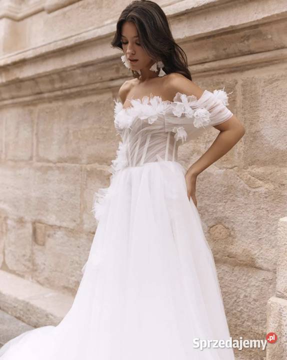 Suknia ślubna boho wiązana opadające rękawki Linia "A" dolnośląskie sprzedam