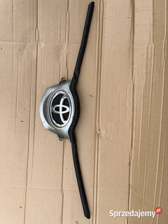 TOYOTA AURIS II 1315 ARTAPA GRILL LOGO osobowe Międzychód