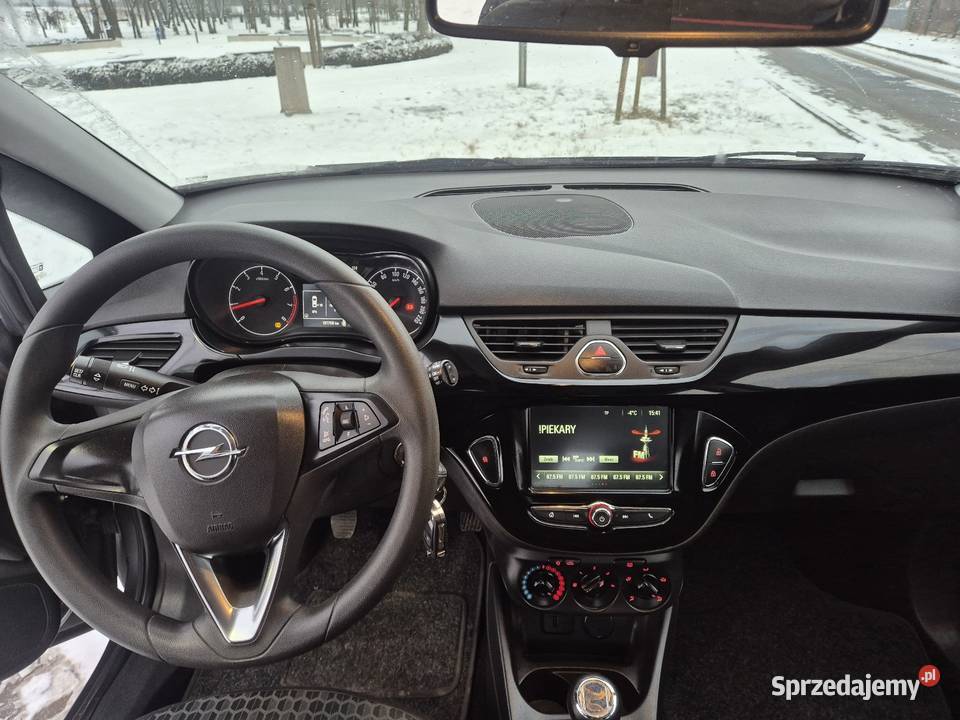 Bezwypadkowy opel corsa e 1wl nieuszkodzony