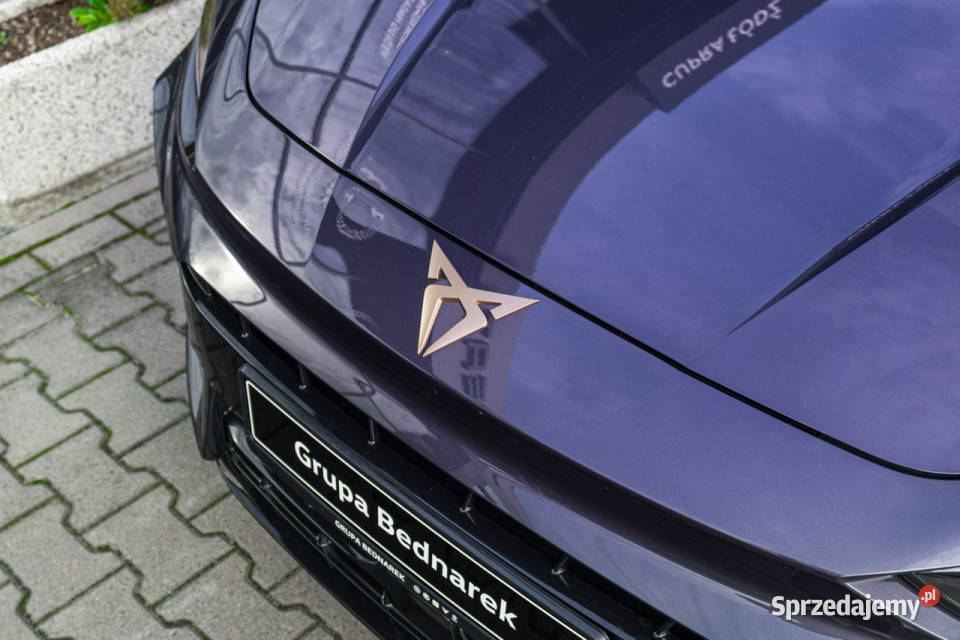Cupra Leon Sportstourer 15 eTSI 150 DSG Dostępny centralny zamek Łódź