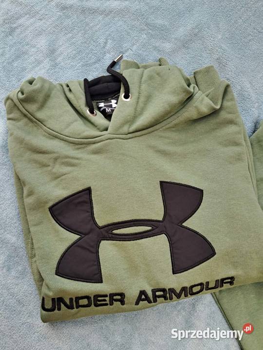 bluzy UNDER ARMOUR z kapturem i bez Wałbrzych