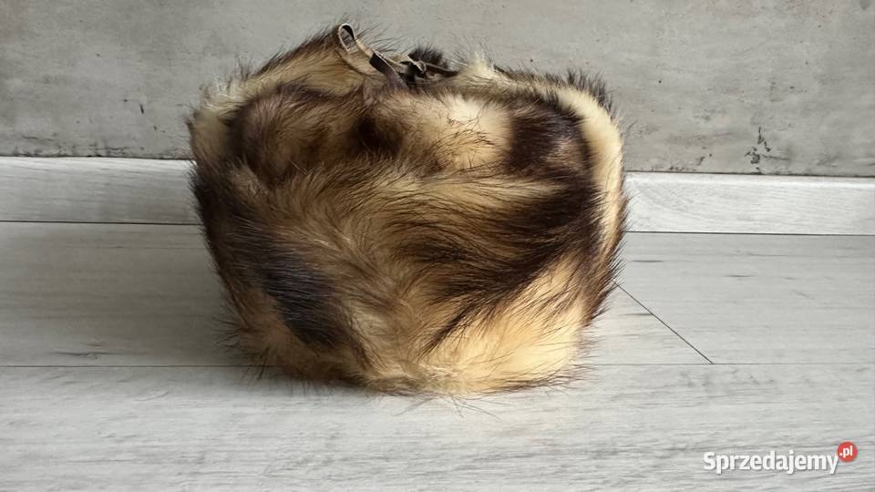 NOWA Czapka z futra tchórzofretki naturalne łódzkie