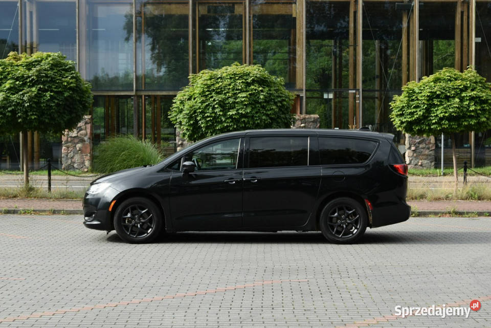 Chrysler Pacifica 36 V6 291 2019r Touring Kamera światła przeciwmgielne sprzedam