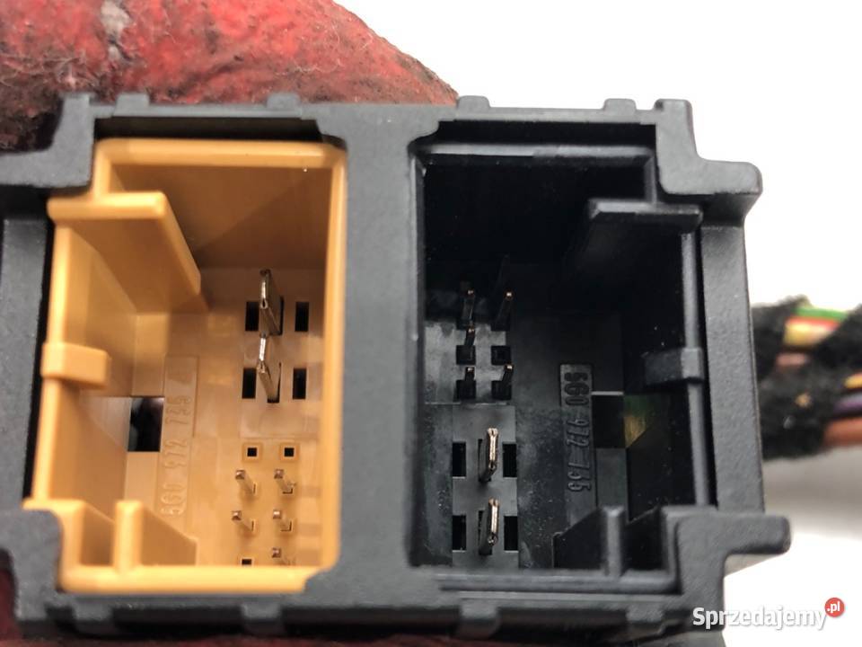 WIĄZKA KLAPY VW GOLF VII 5G0971175C 20 290 Klapy bagażnika sprzedam