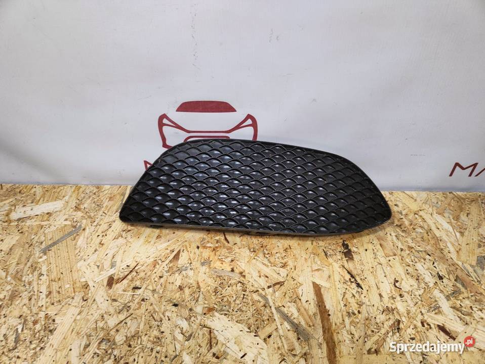 Kratka Zderzaka Prawy Przód Mercedes CKlasa W205 Pleszew