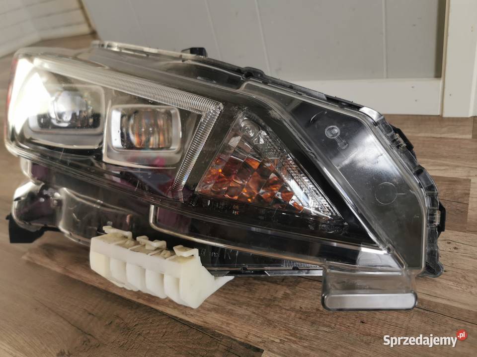 lampa lewa przód NISSAN LEAF 2 II 260105sh5a prawe Pielgrzymka sprzedam