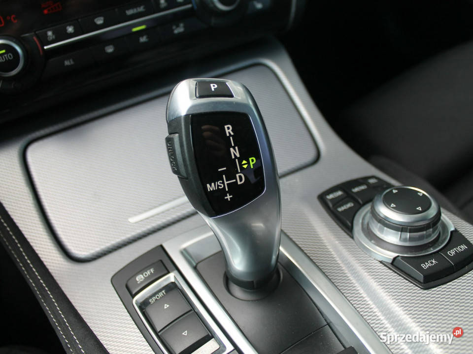 BMW 520 F10 M PAKIET 20 D 184 Automat CZYTA Znak elektryczne lusterka Zielenin