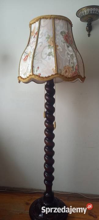Salonowa wysoka drewniana lampa podłogowa z łódzkie Skierniewice