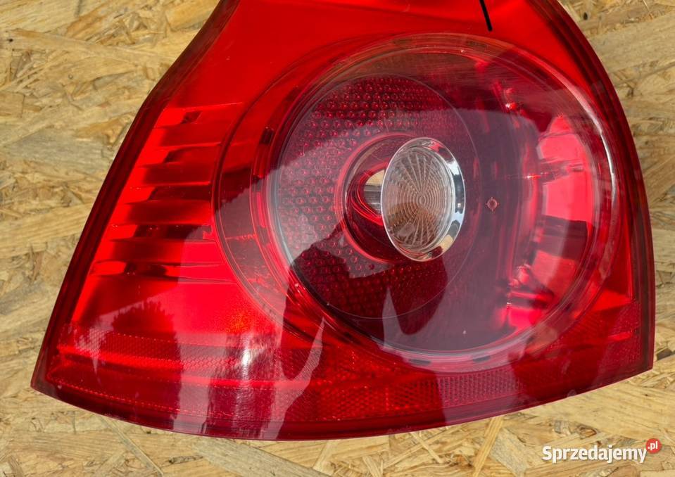 LAMPA LEWA TYLNA VOLKSWAGEN GOLF V HATCHBACK Międzychód