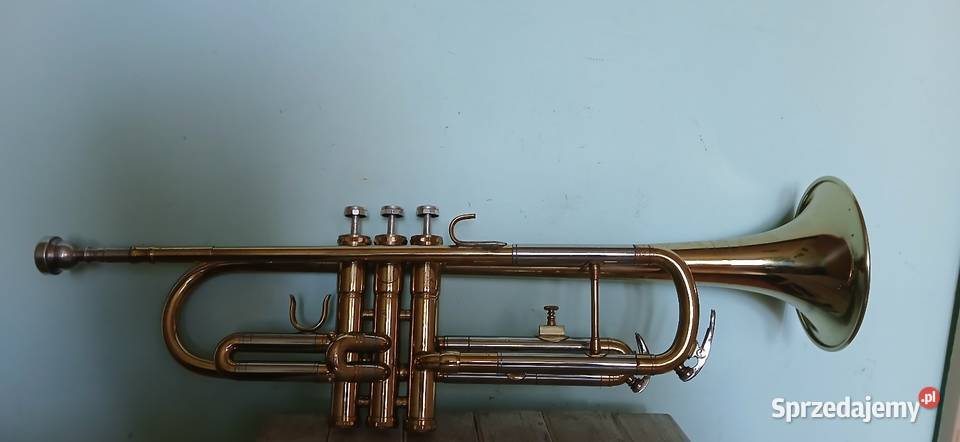 Stara mosiężna trąbka Kraków