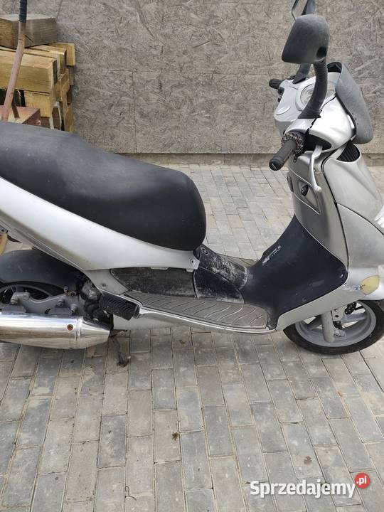 Aprilia Leonardo Kamień