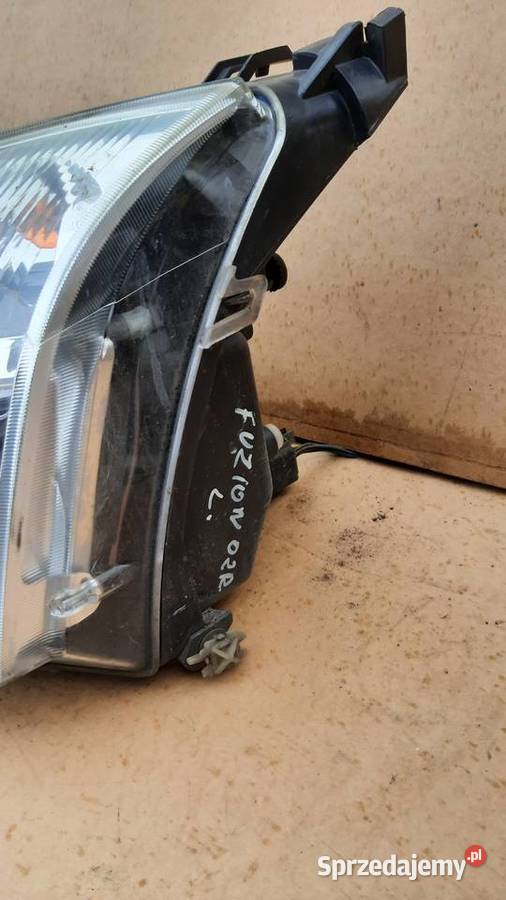 lampa przednia lewa Ford Fusion 0205r Dębno sprzedam