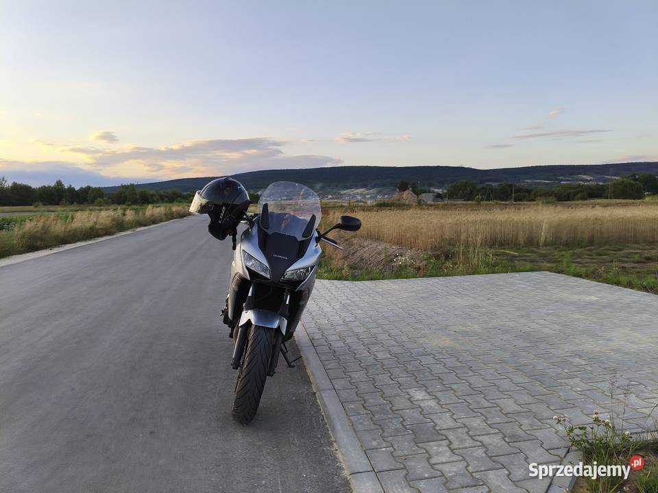 Honda CBF 1000 polift 2010r Rok produkcji 2010 świętokrzyskie Jędrzejów sprzedam