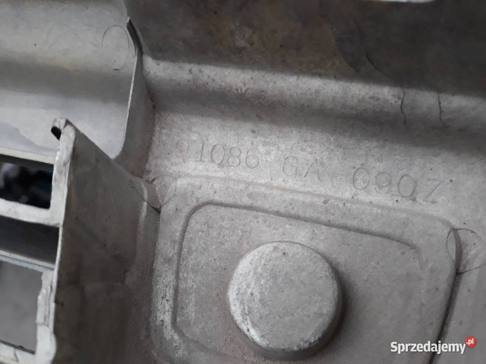 SUBARU LEONE GRILL ATRAPA ZDERZAKA PRZÓD osobowe wielkopolskie Międzychód sprzedam