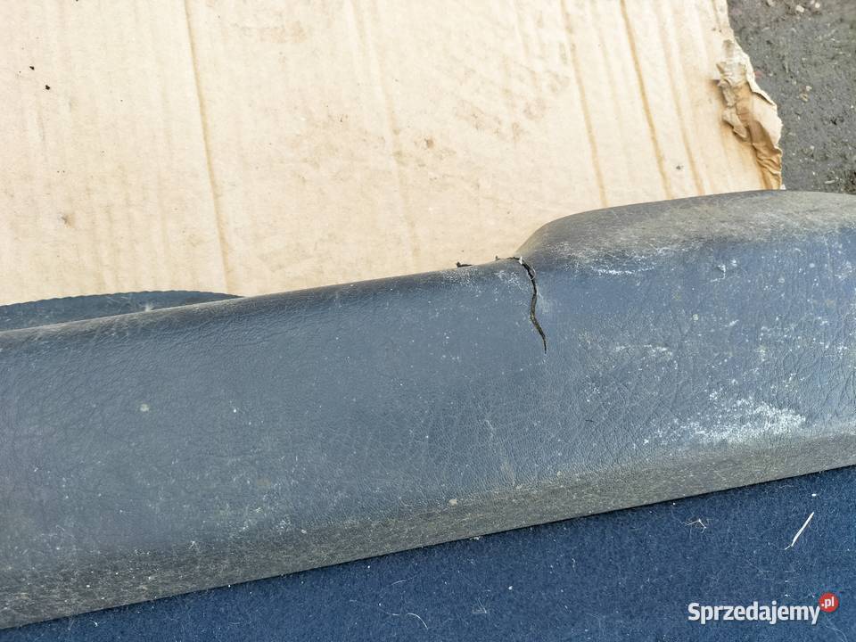 PLASTIK TAPICERKA OSŁONA KLAPY TYŁ AUDI A6 C4 osobowe