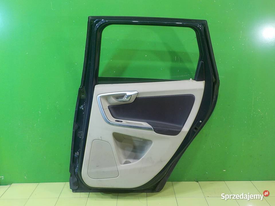 VOLVO XC60 24 D AUT 09r KOMBI 5D drzwi prawy tyl Suków sprzedam