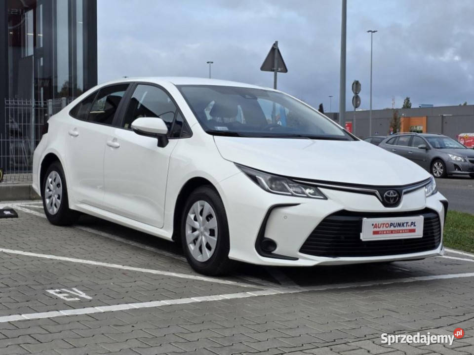 Toyota Corolla 2022r bezwypadkowy 1 wł HAK wielkopolskie Poznań