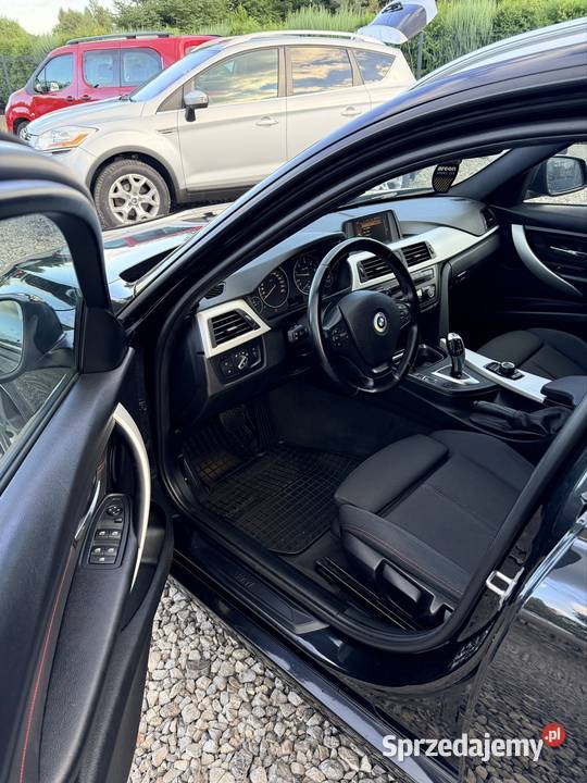 Bmw 330d Xdrive 2015r lakier metallic Tomaszów Lubelski sprzedam