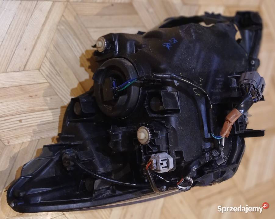 Mazda 2 lewa lampa przednia osobowe Warszawa sprzedam