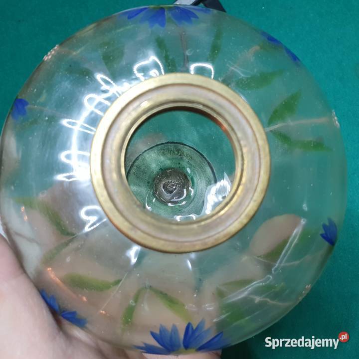 Zbiornik z drykierką i gniazdem drykierki bez