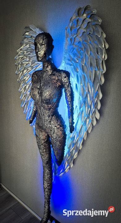rzeźba lampa sztuka użytkowa anioł