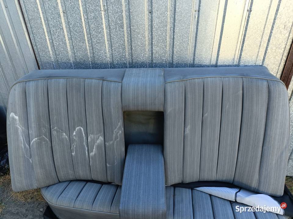 Tylna kanapa pierwsza seria Mercedes W124 osobowe Fotele i kanapy Katowice