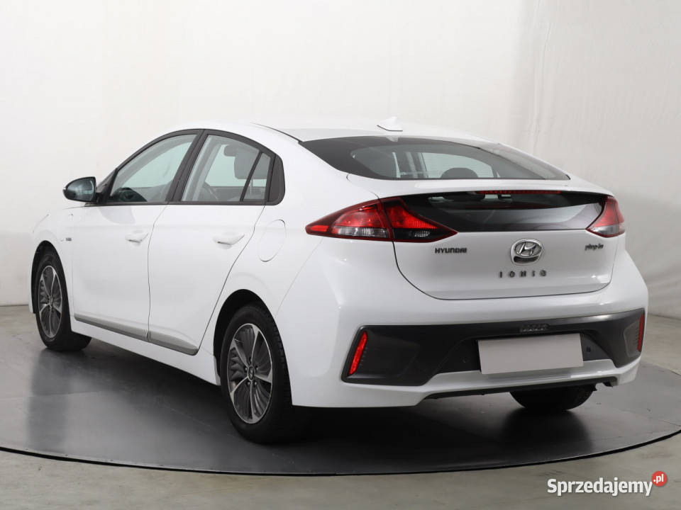 Hyundai Ioniq PluginHybrid nieuszkodzony IONIQ Hyundai