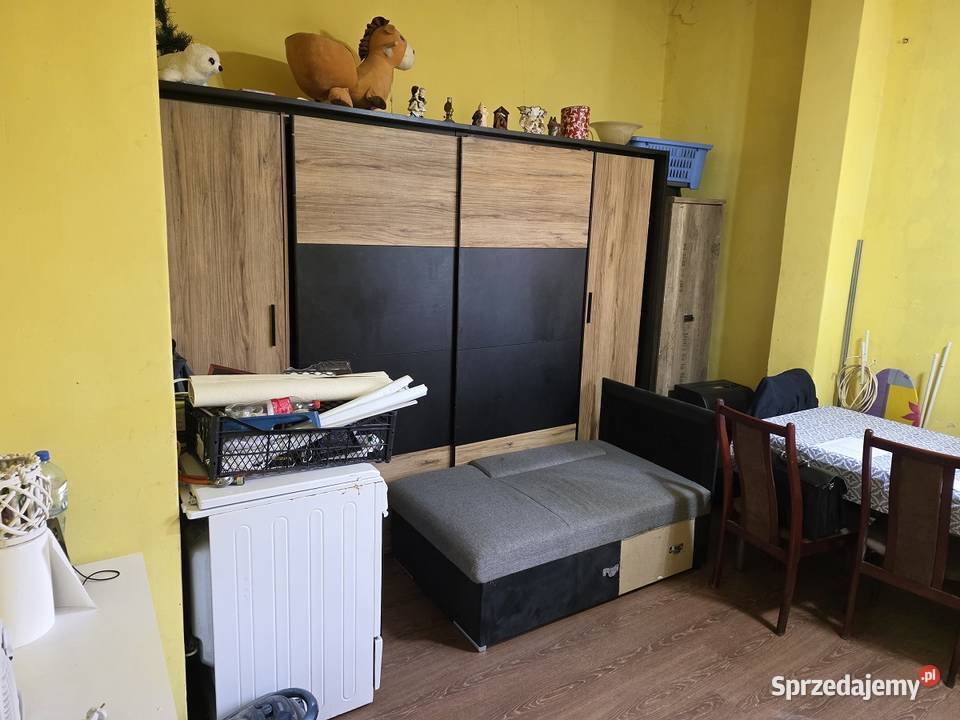 Syndyk sprzeda udział 718 w lokalu mieszkalnym 31.3m2