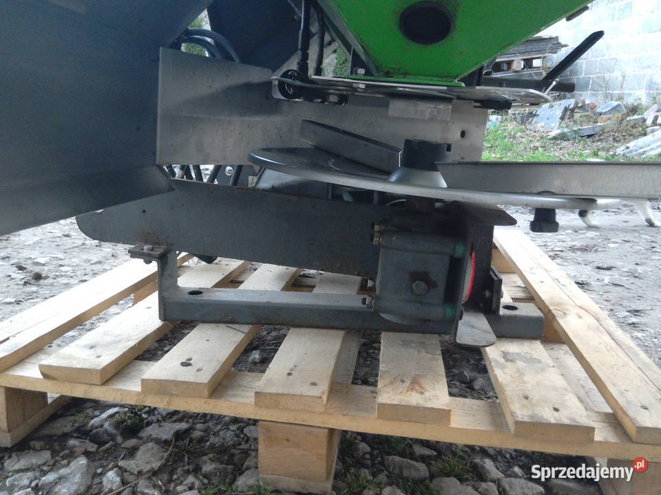 Sprzedam rozsiewacz Unia MX850 2016r Miechów