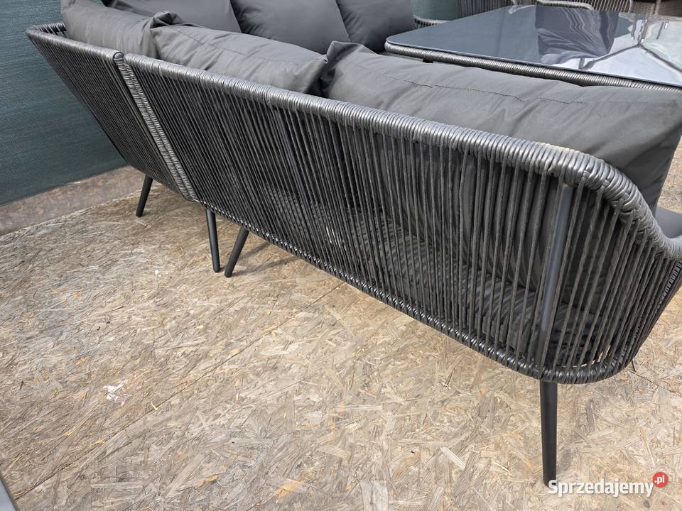 Duży narożnik ogrodowy Malta black stolik pufy