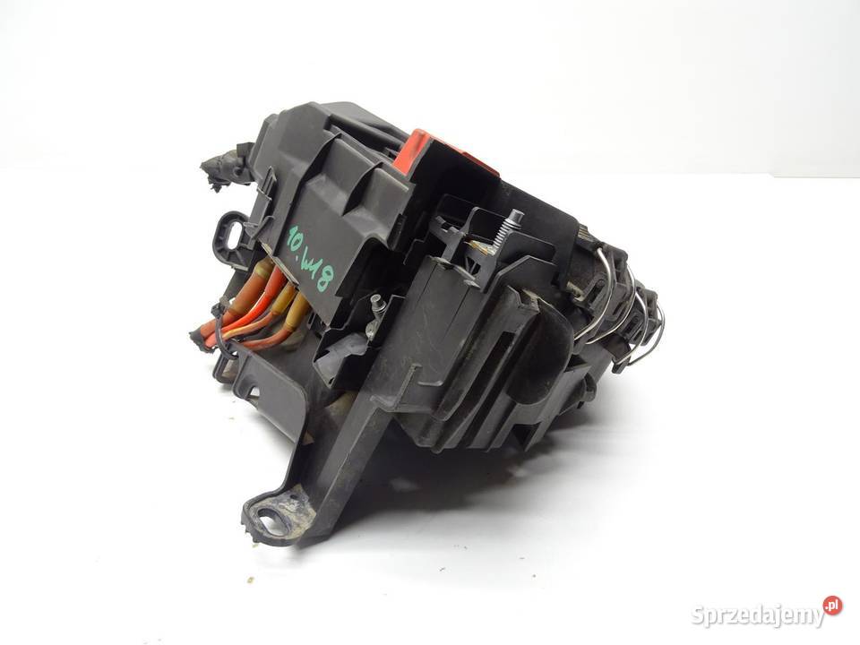 SKRZYNKA BEZPIECZNIKÓW BSI A2465400182 MERCEDES małopolskie