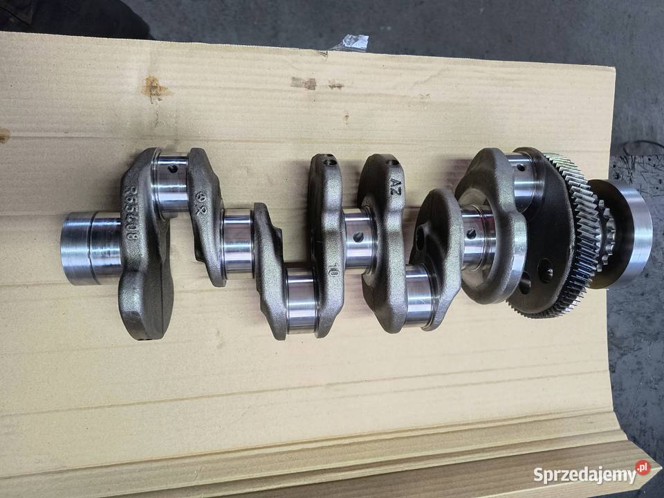 Wał korbowy OM 654920 do Mercede Sprinter Vito osobowe