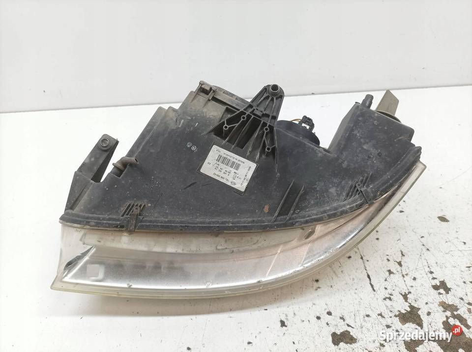 LAMPA PRZÓD PRAWA EU LIFT 1EL00835002 VW Passat