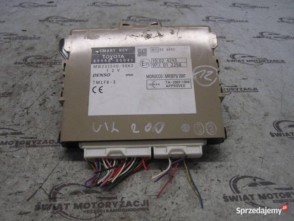 TOYOTA AVENSIS T27 III 10r moduł SMART KEY Kielce
