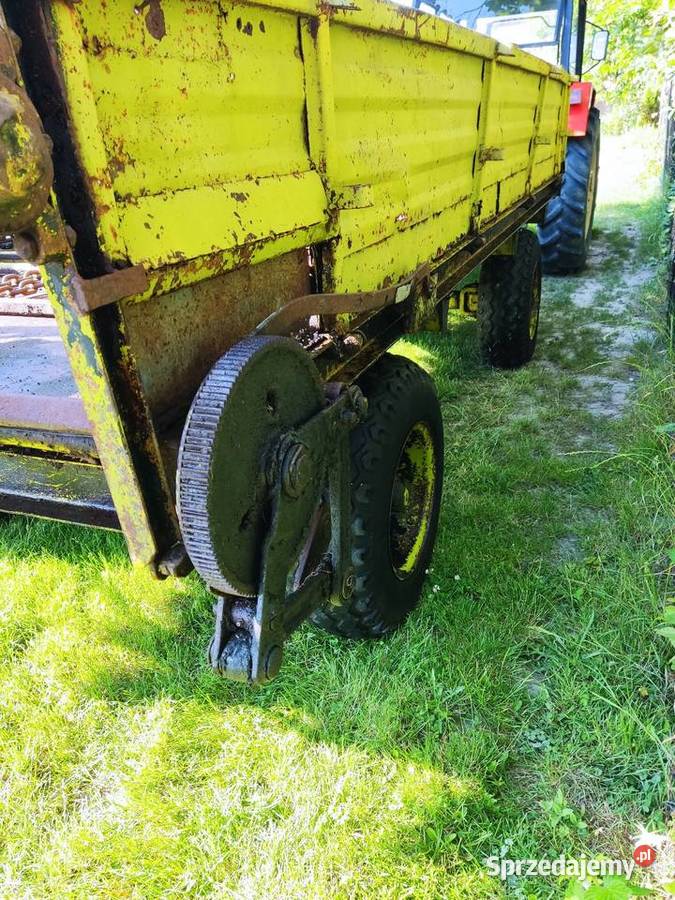 Rozrzutnik dwuosiowy sprawny przyczepa wywrotka Szczekociny
